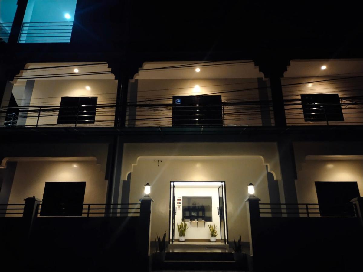 Junie Pension House Moalboal Zewnętrze zdjęcie